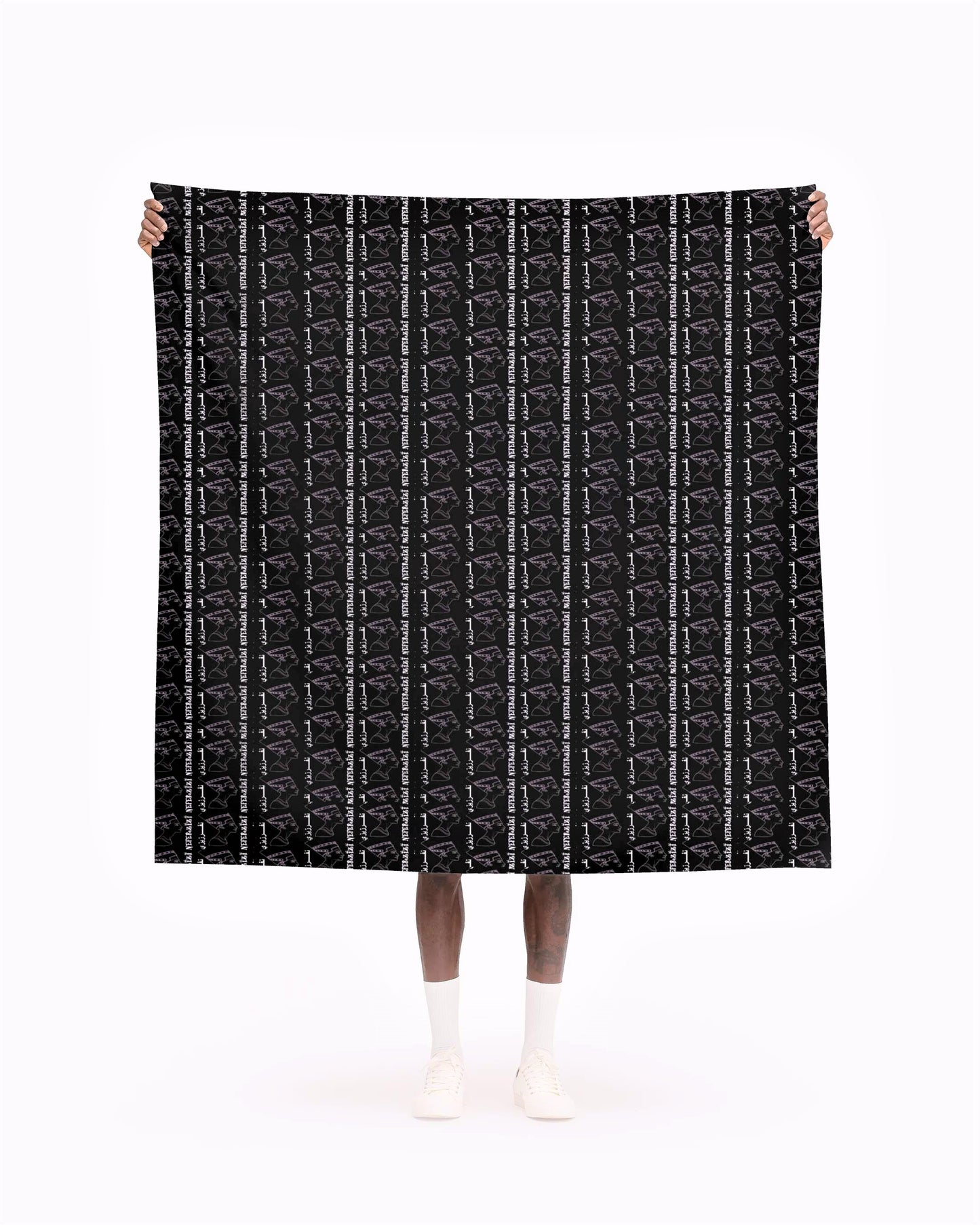 Neferzizi Black Fabric